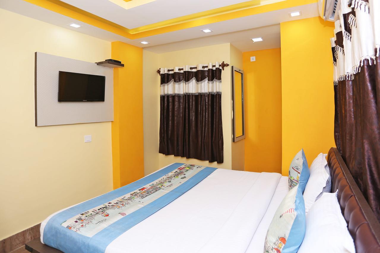 Oyo 9975 Hotel Asmeet Kalkutta Kültér fotó
