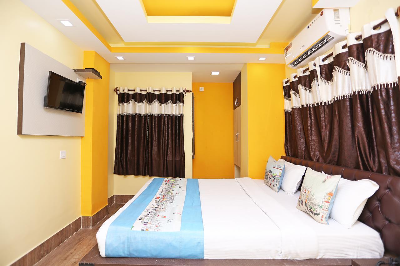 Oyo 9975 Hotel Asmeet Kalkutta Kültér fotó